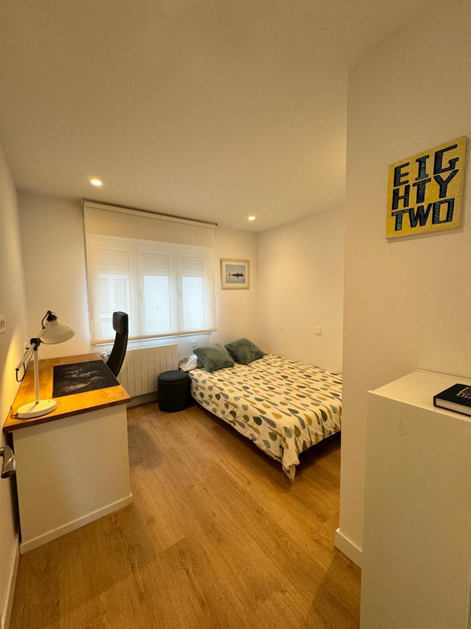 Piso De 2 Habitaciones En Centro, Zona Muy Tranquila Con Playa A 2 Min Andando ヒホン エクステリア 写真